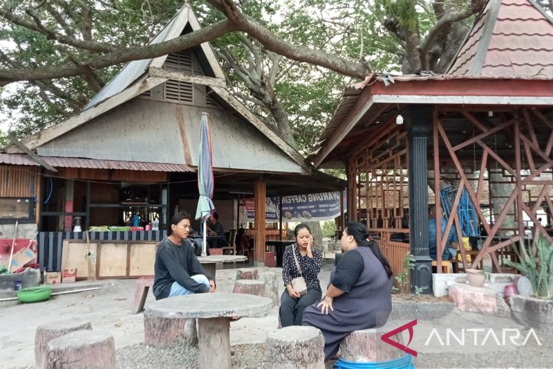 Pujasera menjadi tempat nongkrong favorit di Tavanjuka