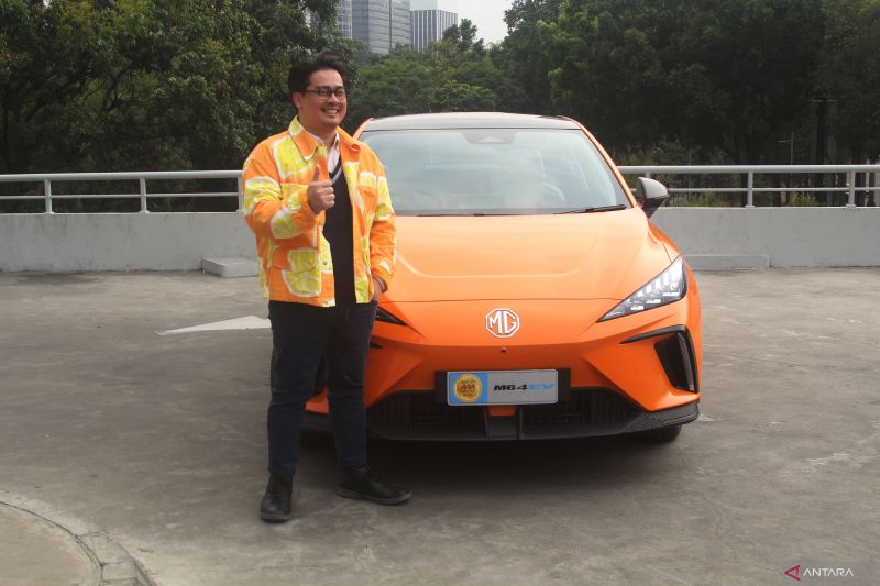 MG Motor bawa Volcano Orange MG 4 EV ke Tanah Air
