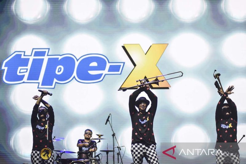 Lirik lagu "Mawar Hitam" Tipe-X