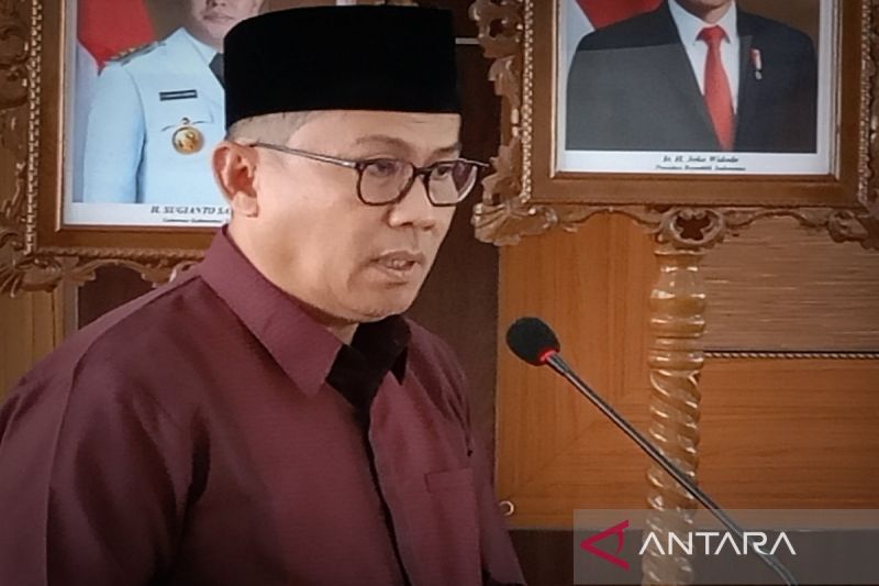 Penjabat Bupati Bartim perintahkan ASN terapkan nilai-nilai dasar 'BerAKHLAK