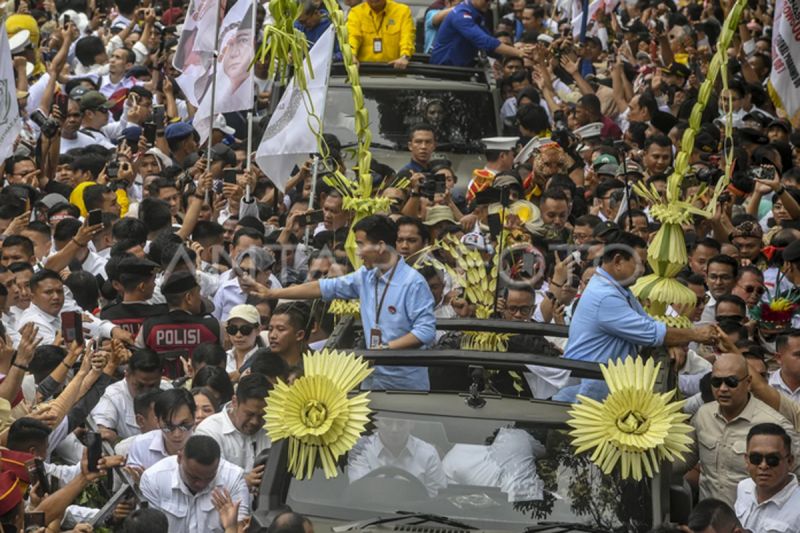 Prabowo-Gibran daftar Pilpres di KPU