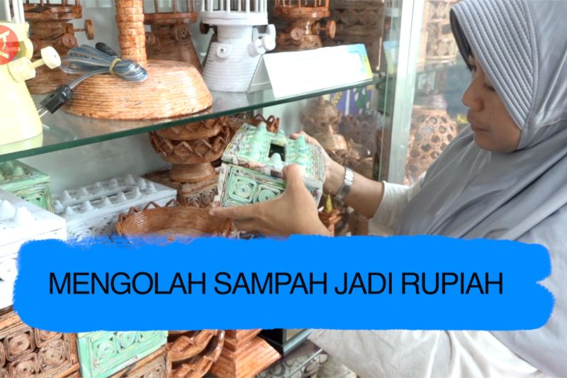 Mengolah sampah jadi rupiah