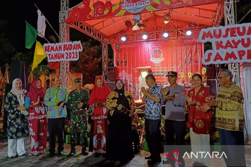 Kemah budaya Kotim ajang promosi seni dan tradisi daerah