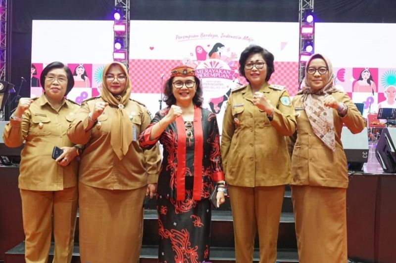Penjabat Wali Kota berkomitmen tingkatkan daya saing perempuan Palangka Raya
