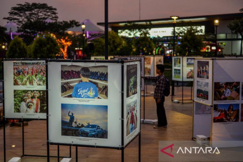 Pameran foto ARKE Kilas Balik Jawa Barat 