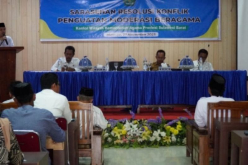 Kemenag Sulbar memperkuat silaturahmi aktor penjaga kerukunan beragama
