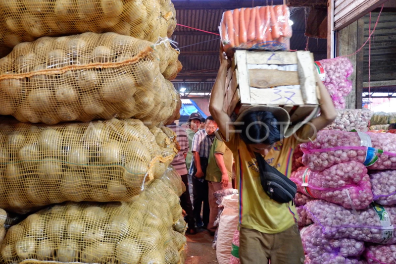 Upaya menstabilkan harga komoditas jelang Nataru