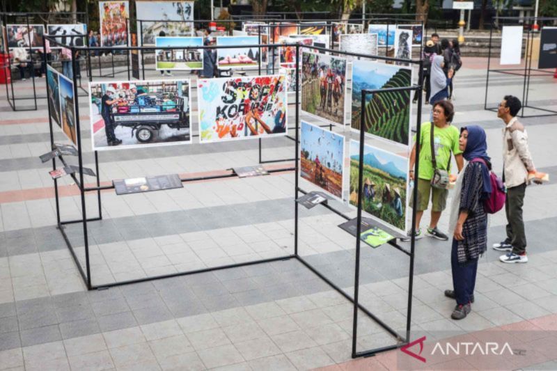 Pameran foto jurnalistik Terus Bertumbuh dan Melaju