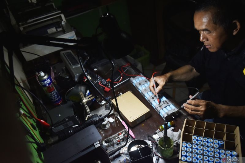 kota-lhasa-luncurkan-taksi-energi-baru-dengan-swap-baterai-canggih