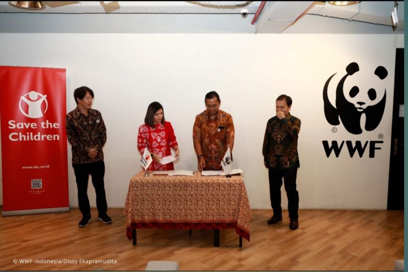 WWF-Indonesia dan Save the Children Canangkan Program “BASAMO” untuk Pendidikan Berkelanjutan dan Kesejahteraan Anak di Kab. Kuantan Singingi, Provinsi Riau