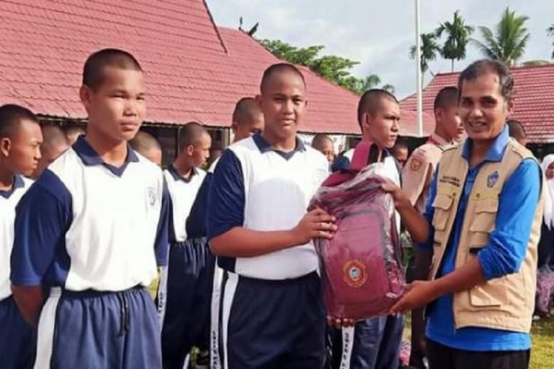 134 siswa di Palangka Raya terima bantuan sosial pendidikan