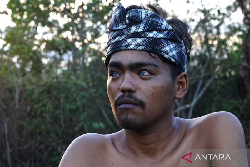 Mata biru Suku Bugis di Kendari