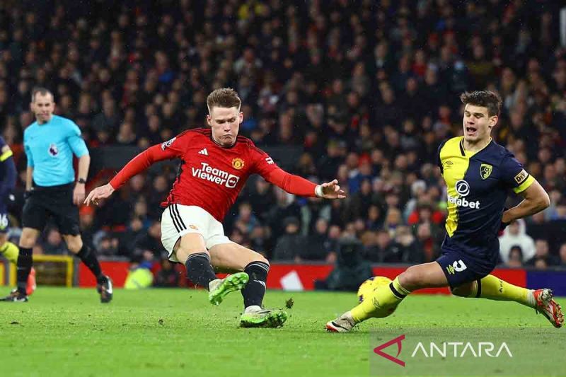 Milos Kerkez "here we go" ke Liverpool