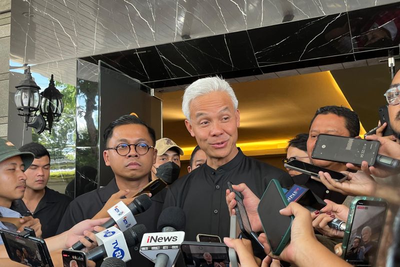 Ganjar soal Prabowo menyatu dengan Jokowi: Banyak klaim masa kampanye