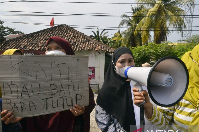 Unjuk rasa penolakan aktivitas stockpile batu bara