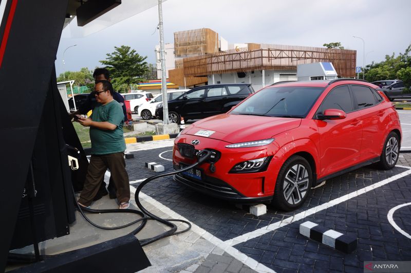 Kementerian ESDM bahas teknologi fast charging untuk motor listrik 