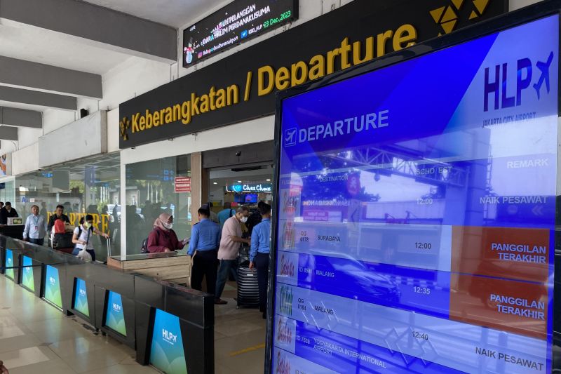 Bandara Halim menambah jadwal penerbangan selama libur Natal 2023