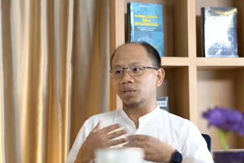 INDEF: Bansos tidak bisa membuat masyarakat keluar dari kemiskinan