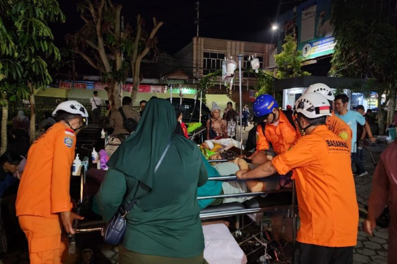Gempa Sumedang: Lebih dari 300 pasien dievakuasi dengan selamat melalui Pasarnas