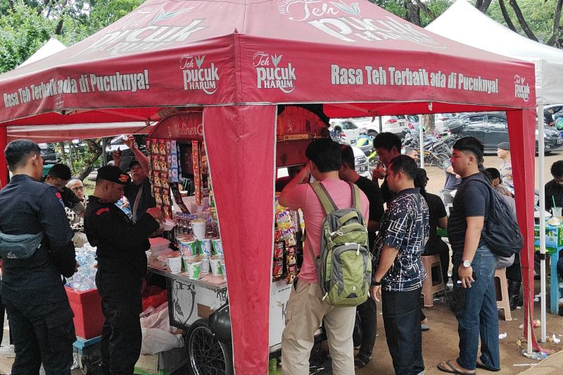 Debat capres bawa berkah bagi sejumlah pedagang di Senayan