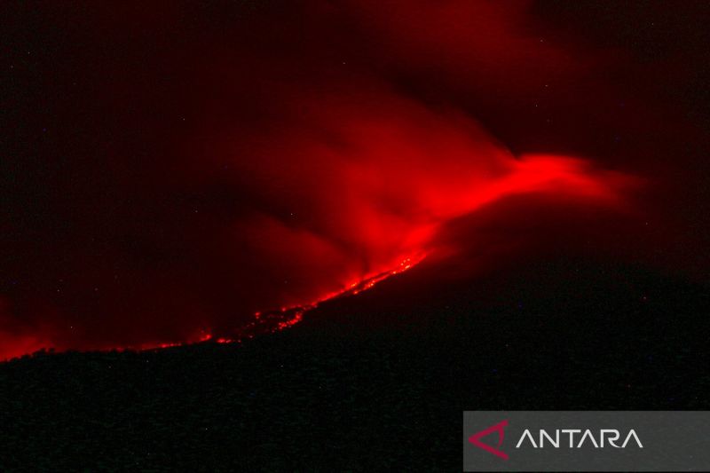 Enam penerbangan ke Labuan Bajo batal imbas letusan Gunung Lewotobi