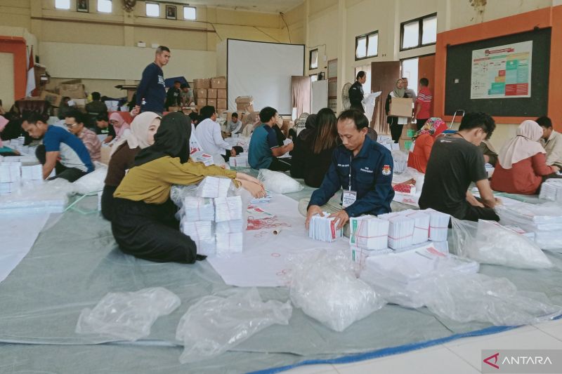 KPU Penajam antisipasi gangguan cuaca saat distribusi logistik pemilu