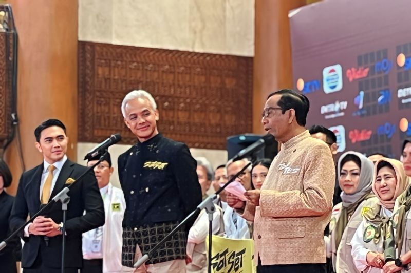 Mahfud sebut pertanyaan Gibran receh dan bagian dari gimik