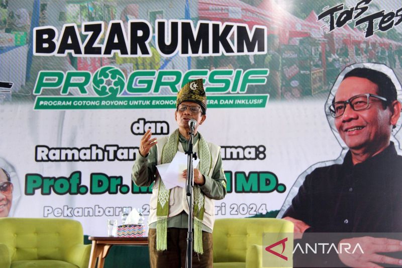 Mahfud MD resmikan Bazar Umum Progresif di Pekanbaru