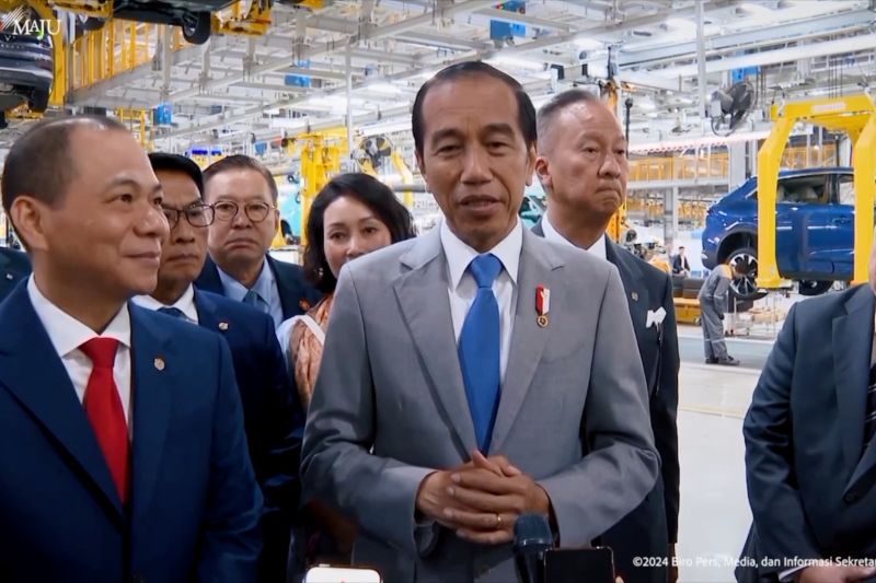 Jokowi sambut baik rencana investasi mobil listrik Vietnam di RI