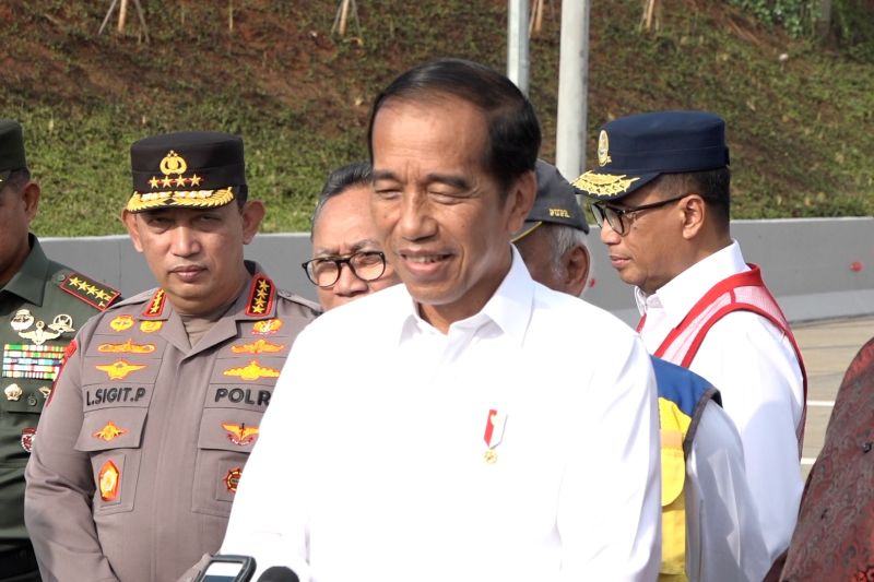 Jokowi akui belum dapat undangan HUT PDIP