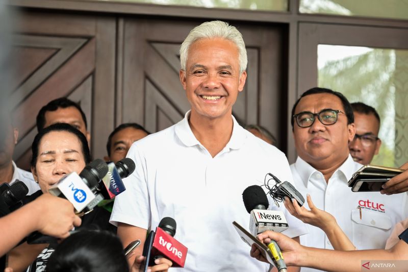 Ganjar: Undang-Undang Cipta Kerja perlu direvisi