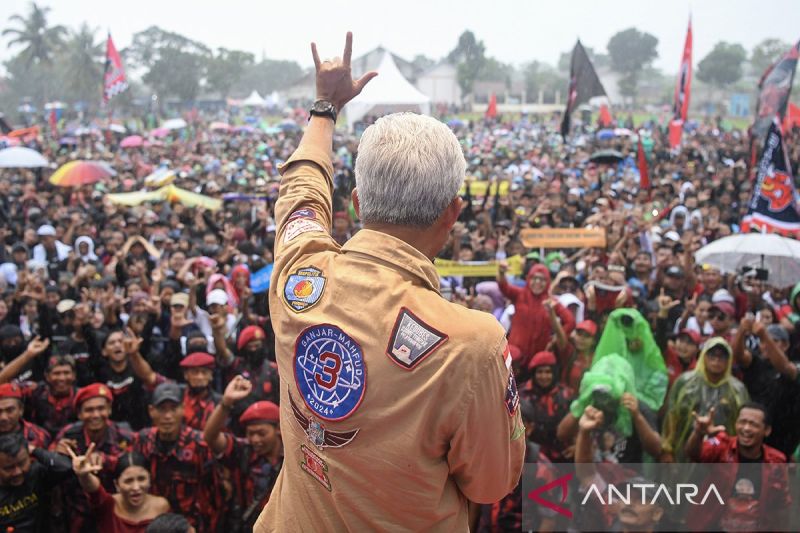 Ganjar hormati survei Poltracking sebut Prabowo unggul di Jatim