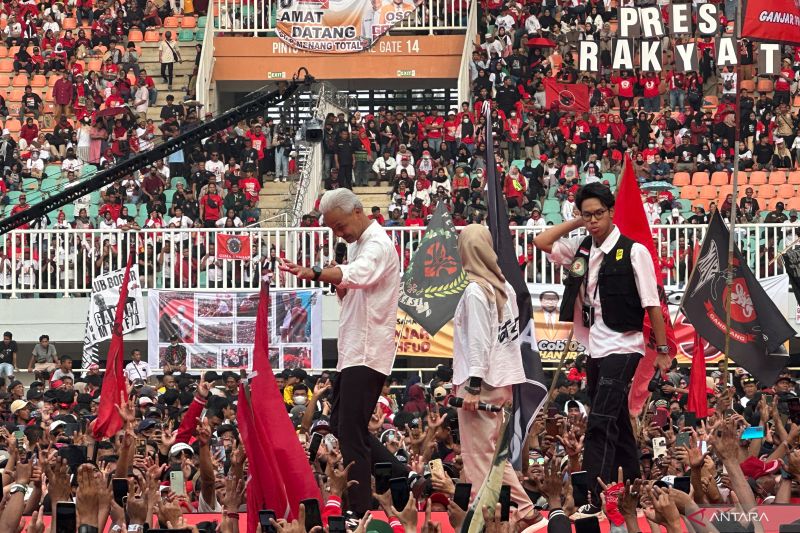 Kampanye bersama istri dan anak, Ganjar: Kami cinta Bogor dan Jabar