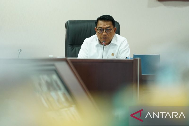 Moeldoko ingatkan pihak terkait siap layani kesehatan petugas pemilu