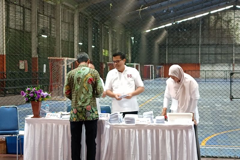 Heru ingatkan petugas KPPS untuk mengutamakan kesehatan dalam bertugas