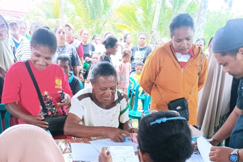 Penduduk Biak Numfor didominasi orang asli Papua 91.110 jiwa