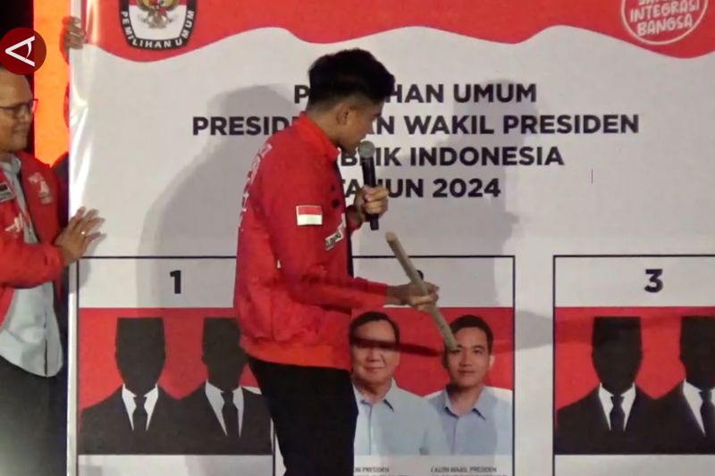 Kaesang minta jangan coblos Prabowo, tapi coblos hidung Gibran