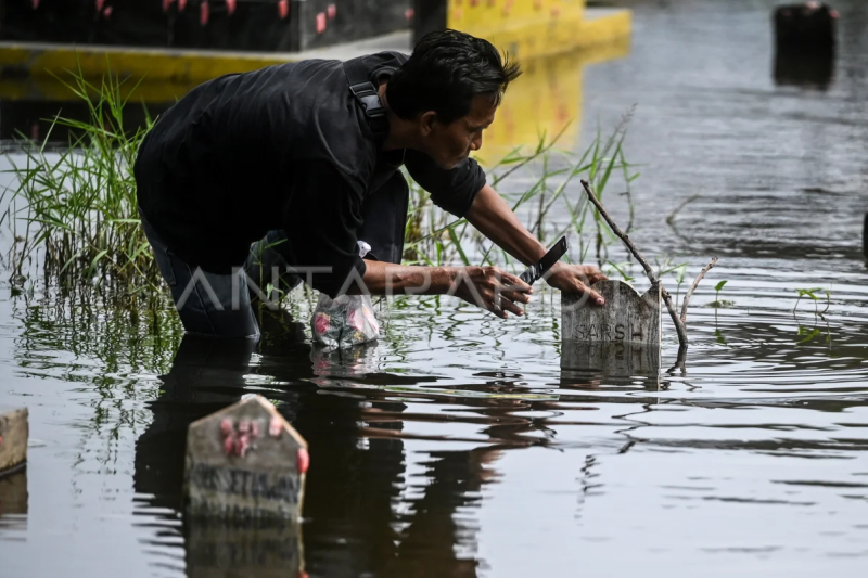 Ziarah makam jelang Ramadhan