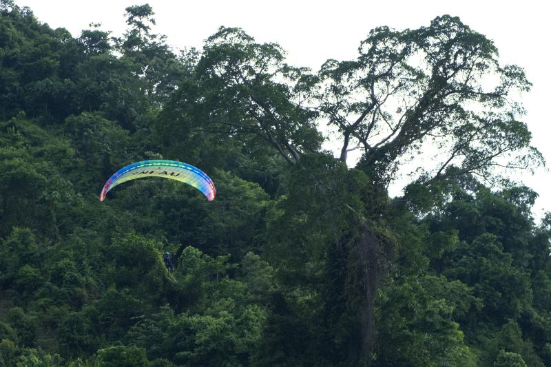 Pengembangan wisata paralayang di Kolaka