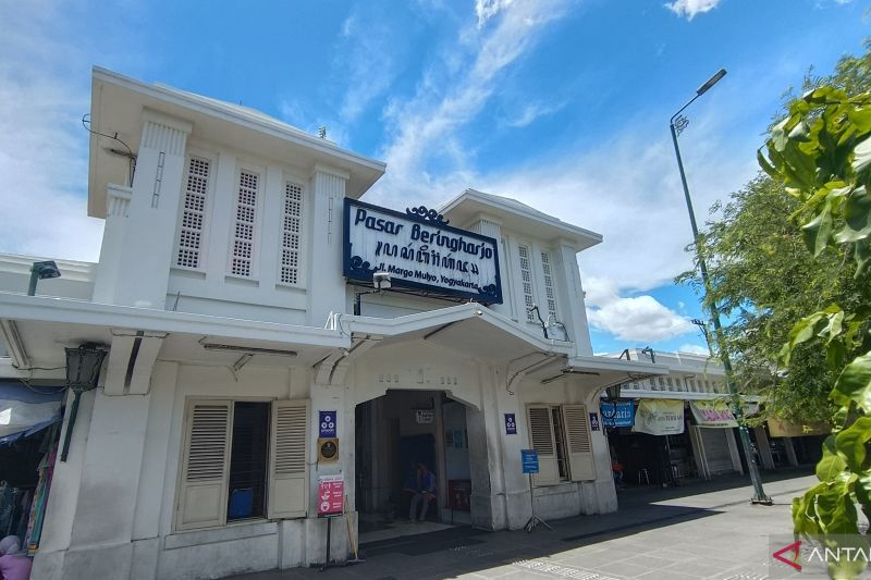 Pasar Beringharjo Yogyakarta