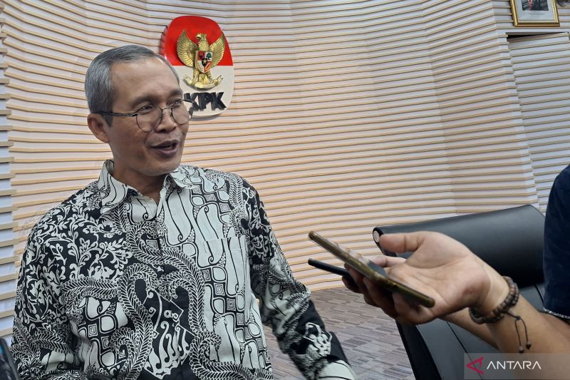 KPK sarankan pembagian bansos disetop jelang Pilkada 2024