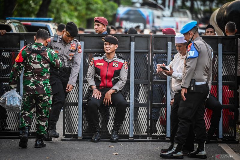 Pengamat: Masyarakat menerima hasil pemilu dengan kondusif 