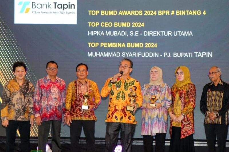 Bank Tapin raih penghargaan Top BUMD Award 2024