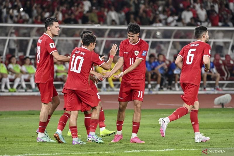 Jay dan Ragnar bawa Indonesia unggul 2-0 atas Vietnam di babak pertama