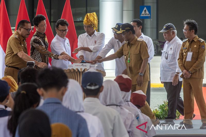 Presiden RI resmikan empat bandara di Sulawesi