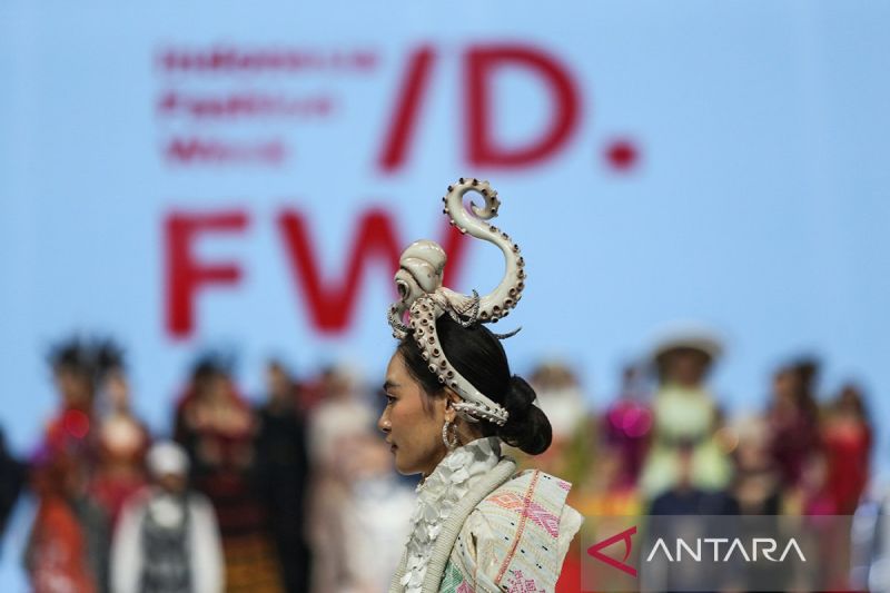 Perhelatan Indonesia Fashion Week 2024