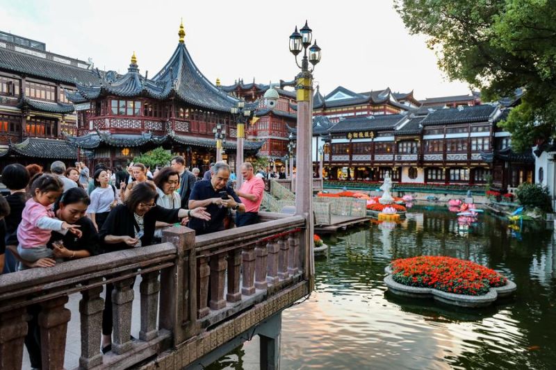 Shanghai terima kunjungan 326 juta wisatawan pada 2023