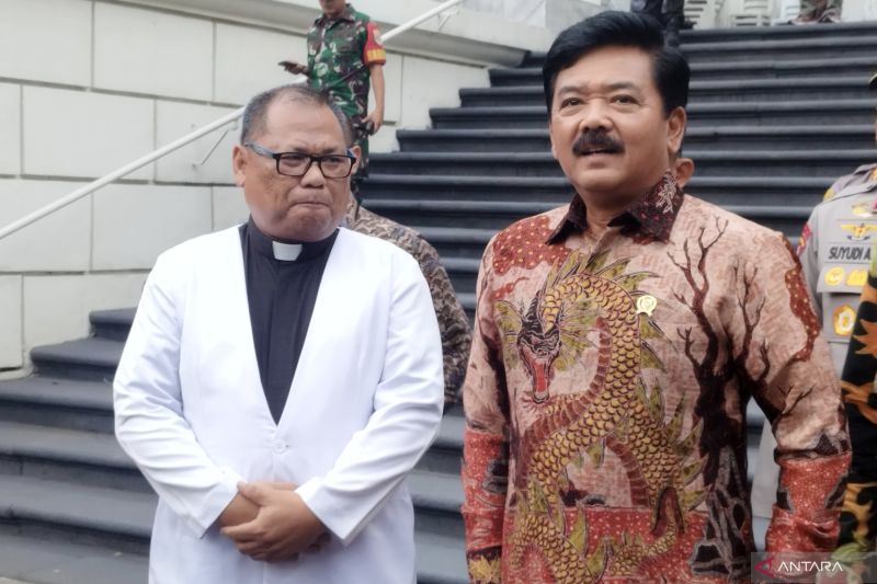 Menko Polhukam cek pengamanan Jumat Agung di GPIB Immanuel Jakarta