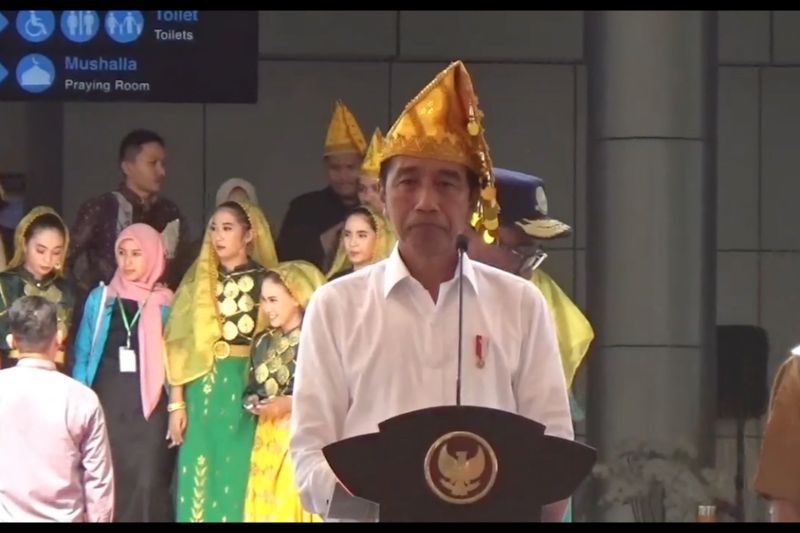 Jokowi resmikan inpres jalan daerah di Sulteng sepanjang 147 kilometer