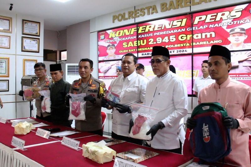 Polresta Barelang amankan 2,9 kilogram sabu asal Malaysia